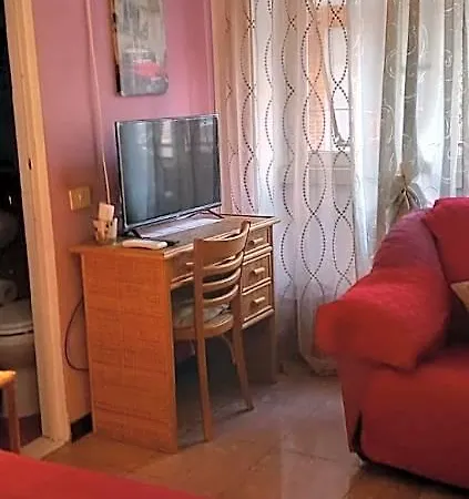 Bed & Breakfast Cosmopolitan 4*