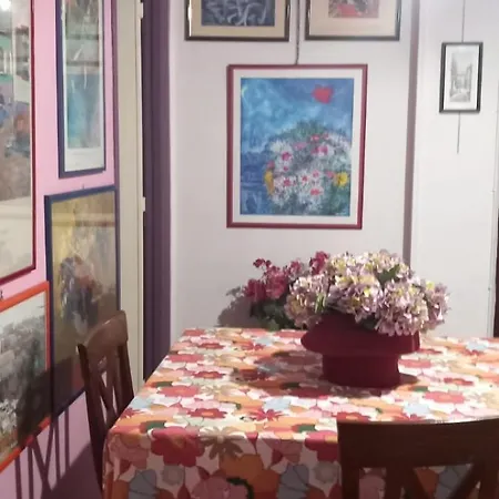 大都市住宿加早餐旅馆 4*